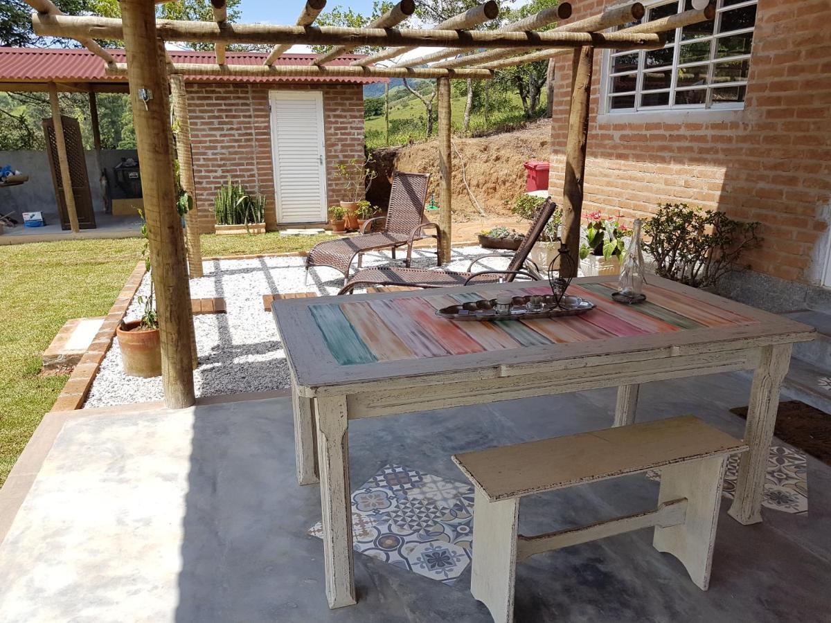 Villa Aromas Da Terra à Gonçalves Extérieur photo